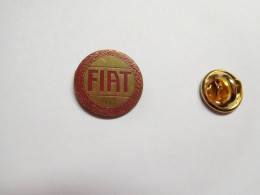 Beau Pin's  , Logo Auto FIAT  , Non Signé - Fiat