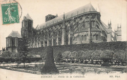 BOURGES : ABSIDE DE LA CATHEDRALE - Bourges