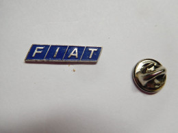 Beau Pin's En Relief  , Logo Auto FIAT , Argent , Bleu , Dimensions : 6 X 25 Mm - Fiat