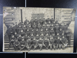 Carte Photo Groupe De Militaires - Personen