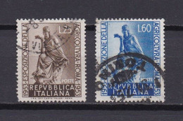 ITALIE 1953 TIMBRE N°658/59 OBLITERE DEESSE - 1946-60: Usados