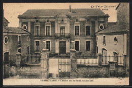 CPA Yssingeaux, L`Hotel De La Sous-Préfecture  - Yssingeaux