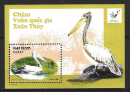 VIET NAM. BF 142 De 2013. Pélican. - Pelicans