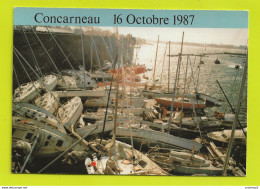 29 CONCARNEAU N°D9.8969 Ouragan Du 16 Octobre 1987 Gros Plan Bateaux Enchevêtrés Cliché Le Merdy VOIR DOS - Concarneau