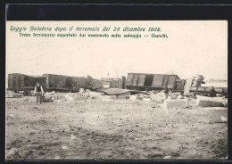 AK Treno Ferrovario Asportato Dal Maremoto Sulla Spiaggia, Terremoto 1908  - Treinen