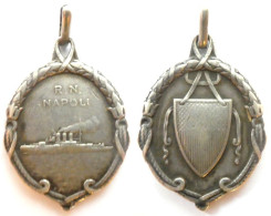 Medaglia In Argento Vittorio Emanuele III Regia Nave Napoli (24x33mm) - Autres & Non Classés