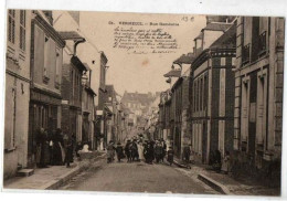 VERNEUIL RUE GAMBETTA  COMMERCES TRES ANIMEE - Verneuil-sur-Avre