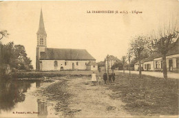 - Dpts Div. -ref-BN457- Eure Et Loir - La Framboisière - L Eglise Et La Place - Enfants - Arrière Plan Café - Cafés - - Other & Unclassified