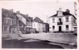 35 - Ille Et Vilaine -  PIPRIAC - Place De La Mairie - Sonstige & Ohne Zuordnung