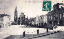 33 - Gironde -  BAZAS - Place Nationale - Bazas