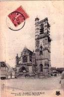 58 - Nievre -  CLAMECY -  L'église Saint Martin  Et Hotel De La Caisse D Epargne - Clamecy