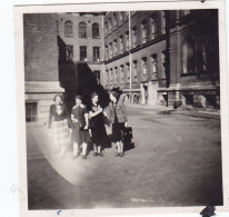 Altes Foto Vintage. Gruppe Junger Frau Um 1952 (  B14  ) - Anonyme Personen