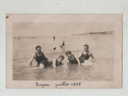 Royan Juillet 1925 Tenues De Baigneurs Famille Gougne à Identifier - Royan