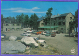 Carte Postale 66. Le Canigou  Chalet Hôtel Des Cortalets  Refuge C.A.F.  Voitures Renault 4L  Mercedes  Très Beau Plan - Autres & Non Classés