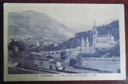 Cpa Lourdes ; Le Pic Du Jer Et La Basilique - Lourdes