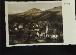 AK Von Johnsdorf Mit Lausche Und Kirche Vom 17.8.1933 Mit 6 Pfg Hindenburg  Knr: 516 - Jonsdorf