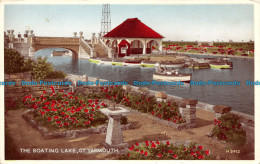 R105472 The Boating Lake. Gt. Yarmouth. Valentines. Carbo Colour - World