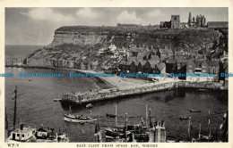 R106242 East Cliff From Spion Kop. Whitby. Chadwick. 1962 - Welt