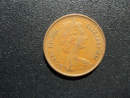 ROYAUME UNI : 2 NEW PENCE  1981    KM 916    TTB+ * - 2 Pence & 2 New Pence