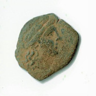 PETIT BRONZE DE MARSEILLE AU TAUREAU PASSANT / - Keltische Münzen