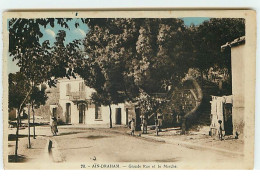 AÏN-DRAHAM - Grande Rue Et Le Marché - Tunisie