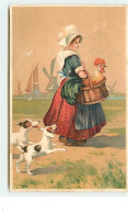 Carte Gaufrée - Femme Portant Un Panier Avec Un Coq, Et Suivie Par Deux Chiens - Autres & Non Classés