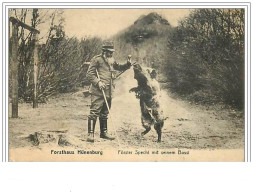 DOSSENHEIM Forsthaus Hünenburg Förster Specht Mit Seinem Bussi Chasseur Et Sanglier - Altri & Non Classificati