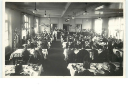 Carte Photo R. Delassalle - CAEN - Salle D'un Restaurant Lors D'un Service - Caen