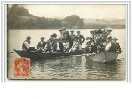 Ballade En Barques Sur Un Lac En Isère - Other & Unclassified