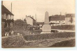 Carte Photo - SAINT-DENIS-LES-REBAIS - Le Monument Aux Morts - Autres & Non Classés