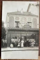 Villeneuve-le-Roi - Superbe Carte Photo - Hôtel Restaurant Du Commerce - Très Animée Billiards Enseigne Vers 1900 / 1910 - Villeneuve Le Roi