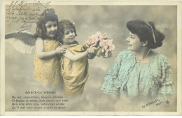 Sainte-Catherine - Anges Offrant Un Bonnet à Une Jeune Femme - Santa Catalina