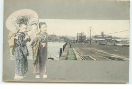 YOKOHAMA - Fillettes Portant Des Bébés Dans Le Dos - Yokohama