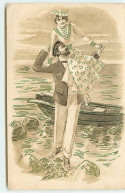 Fantaisie - Homme Portant Une Jeune Femme Sur L'épaule D'une Barque à La Plage - Champagne Mercier - Autres & Non Classés