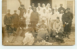 Carte Photo - Guerre 14-18 - Hôpital Temporaire - Infirmières Et Blessés - Croix Rouge - Weltkrieg 1914-18