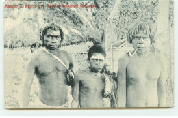 PAPOUASIE - Männer U. Knabe Der Gazelle-Nalbinsel - RALUANA - Austal Japan Linie - Papouasie-Nouvelle-Guinée