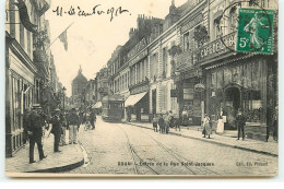 DOUAI - Entrée De La Rue Saint-Jacques - Café De La Bourse - Tramway - Douai