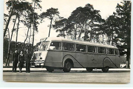 PARIS - T.R.E.C. - Rue De La Boëtie - Bus - Transporte Público