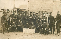 Carte Photo - Militaire - Les Réservistes Du 104ème Infanterie 4ème Compagnie - Regimientos