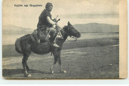 Albanie - Homme Montant Un Cheval - Kujtim Nga Shqypënia - Albanië