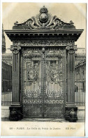 CPA 9 X 14  PARIS  La Grille Du Palais De Justice - Autres & Non Classés