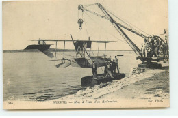 Tunisie - BIZERTE - Mise à L'eau D'un Hydravion - Túnez