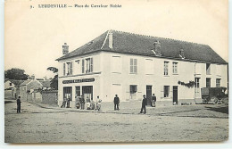 LEUDEVILLE - Place Du Carrefour Noblet - Café E. Mallet - Altri & Non Classificati