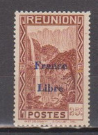 REUNION           N°  YVERT   226  NEUF SANS CHARNIERE      ( NSCH  1/10 ) - Unused Stamps