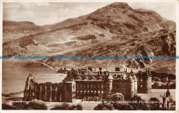 R105778 The Palace Of Holyroodhouse. Edinburgh. Valentine. RP. 1938 - Mundo