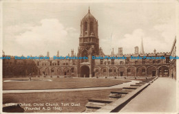 R106526 Oxford. Christ Church. Tom Quad. RP - Mundo