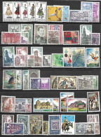 ESPAGNE -153 SUPERBES TIMBRES NEUFS * * AVEC SERIES COMPLETES -GOMMES PARFAITES- DE 1971-80 -VOIR 3 SCANS - Unused Stamps