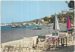 D 83. HYERES. ILE DE PORQUEROLLES. LA RADE VUE DU MIRAMAR - Hyeres