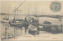 D 83. HYERES. ILE DE PORQUEROLLES. DEBARCADERE ET GRANDE JETEE  CARTE ECRITE AN 1906 - Hyeres