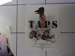 Affiche 54 X 40 Cms Film TAPS Timothy Hutton George C Scott - Manifesti